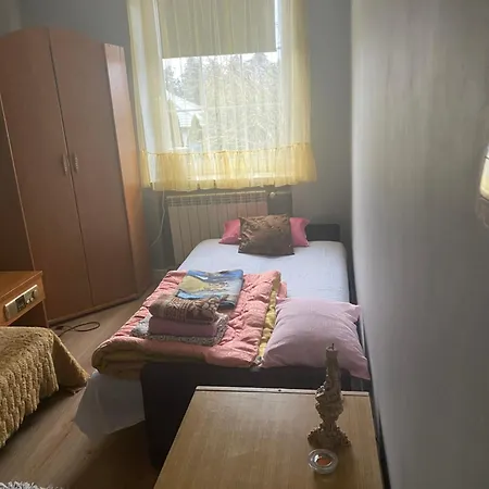 U Moniki *